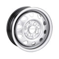 Серебряные стальные колесные диски